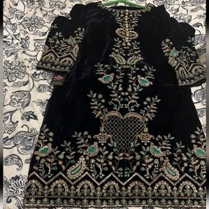 Velvet Shalwar Salwar Kameez